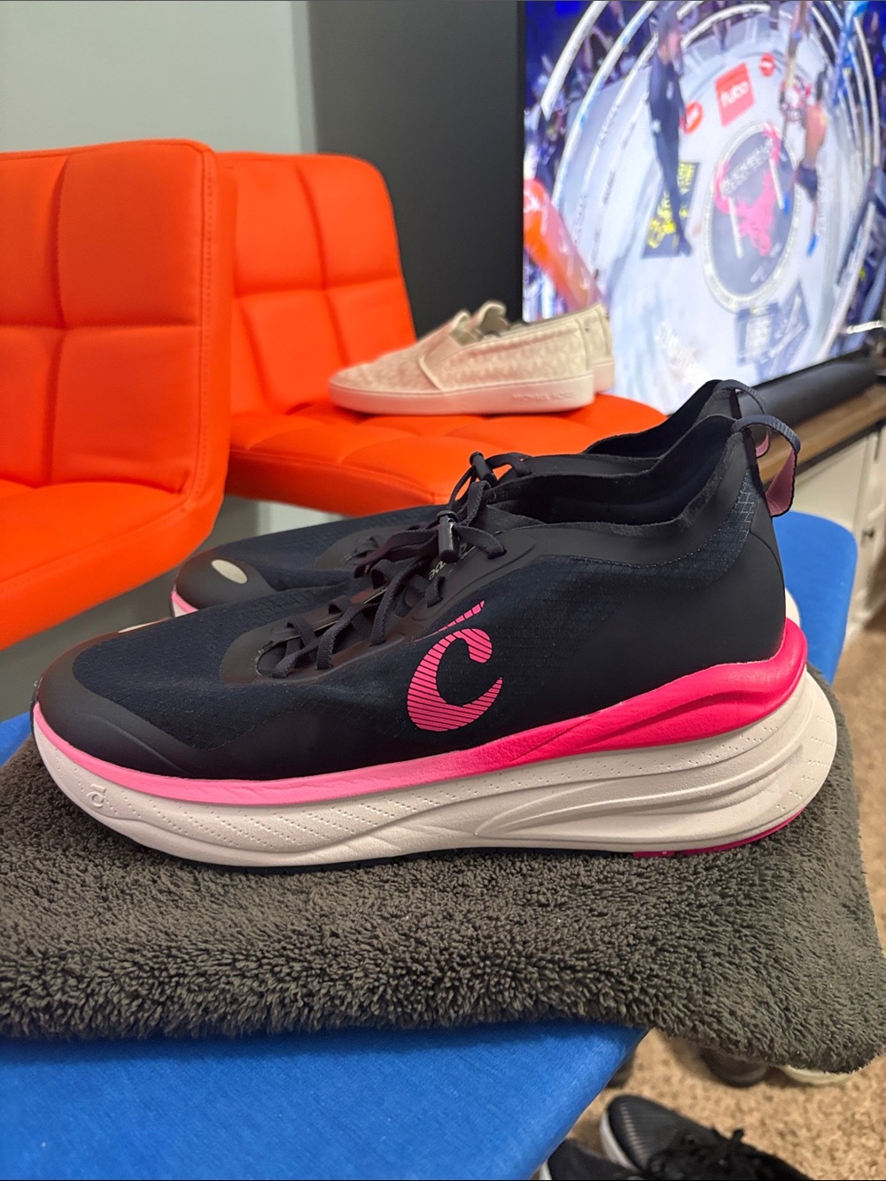 Clove Unisex Sneakers with Pink Accents (Unisex) W’s 12.5 M’s 11